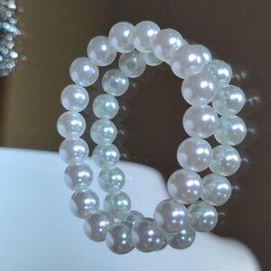 White Pearl Bracelet